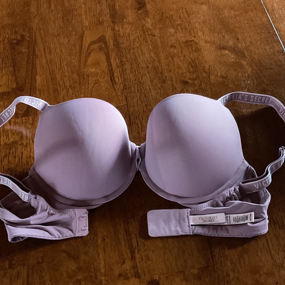 Victoria's Secret Light Purple Bra
